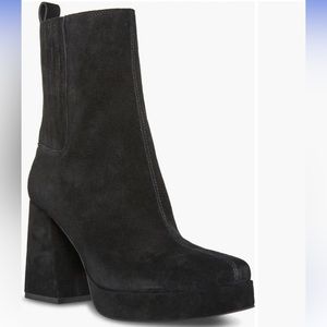 Blondo Rozalie Waterproof Platform Chelsea Boot